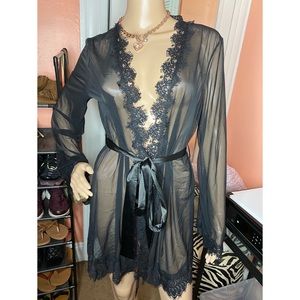 PLUS SIZE LINGERIE ROBE